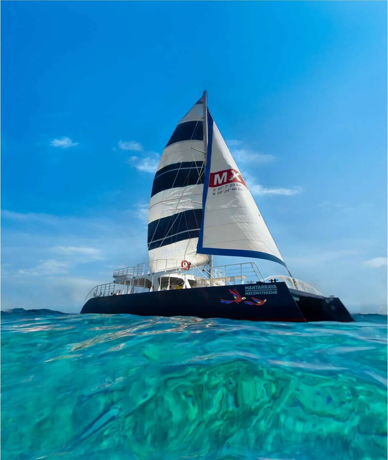 Isla Mujeres em Catamarã Premium